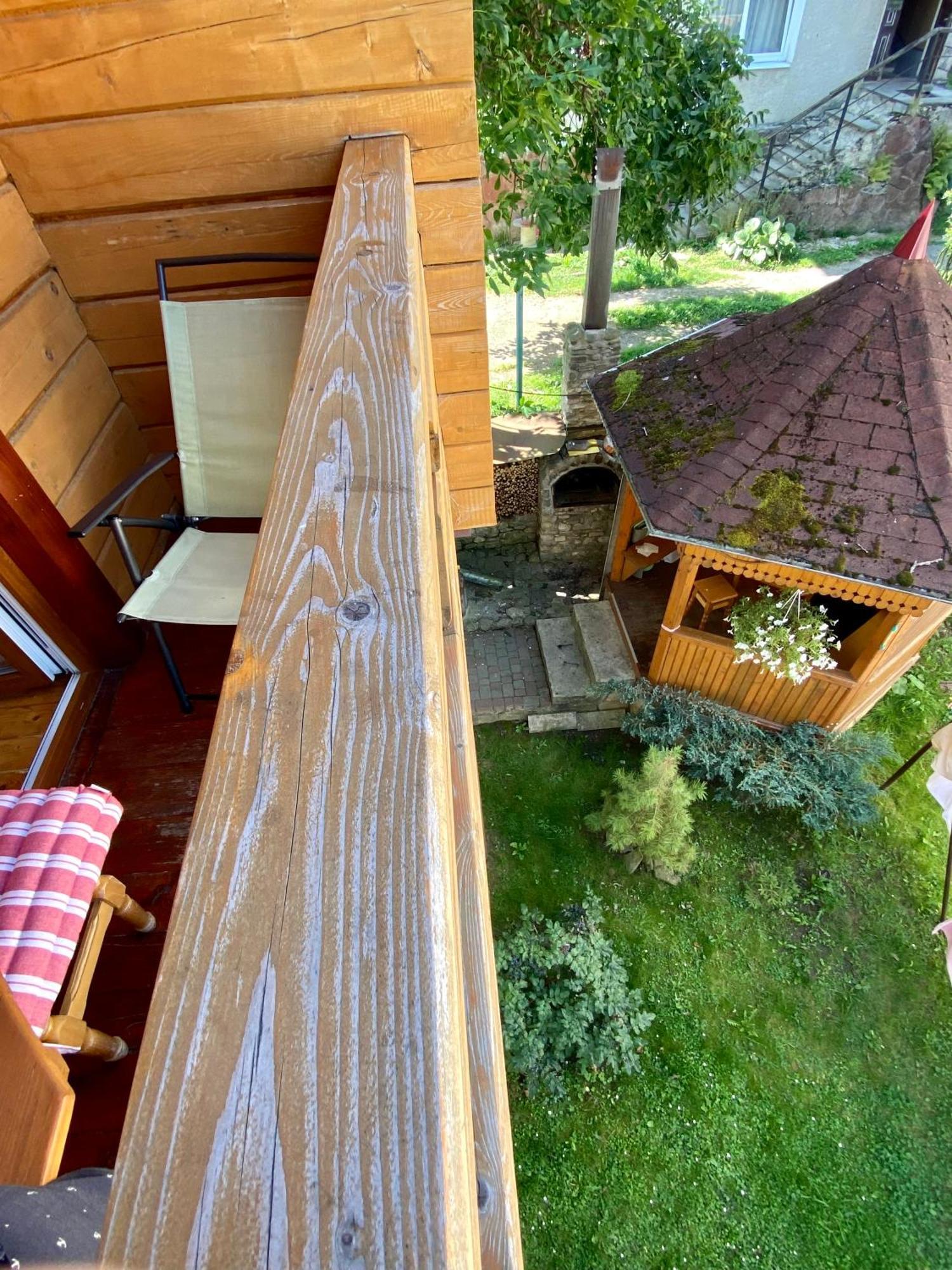 Zyma_Lito Guest House Yaremche Exterior photo